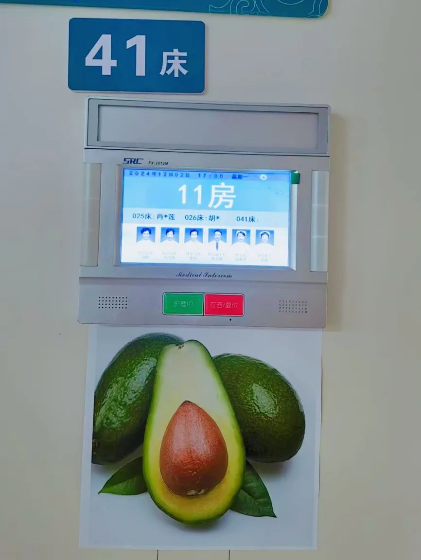 老年患者医院迷路，护士暖心指引，如何让老人不再迷茫？  第5张