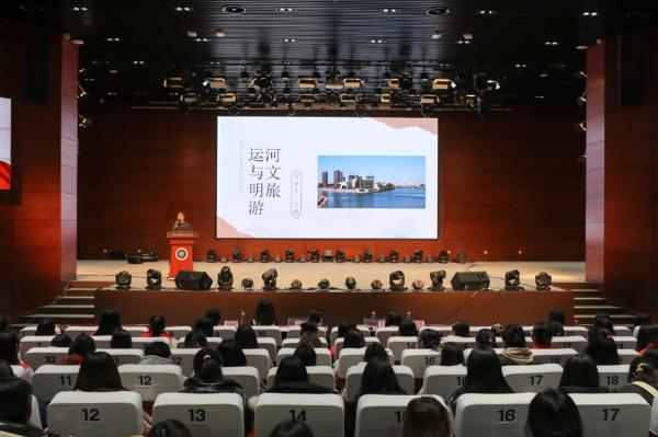 一抹志愿红，点燃天津文明旅游新风尚！加入我们，共同书写城市活力新篇章  第3张
