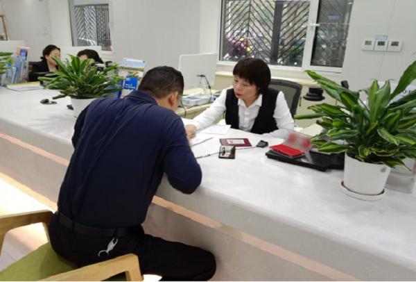 告别繁琐！灞桥区档案库一键查询，企业办证时间缩短12天  第2张
