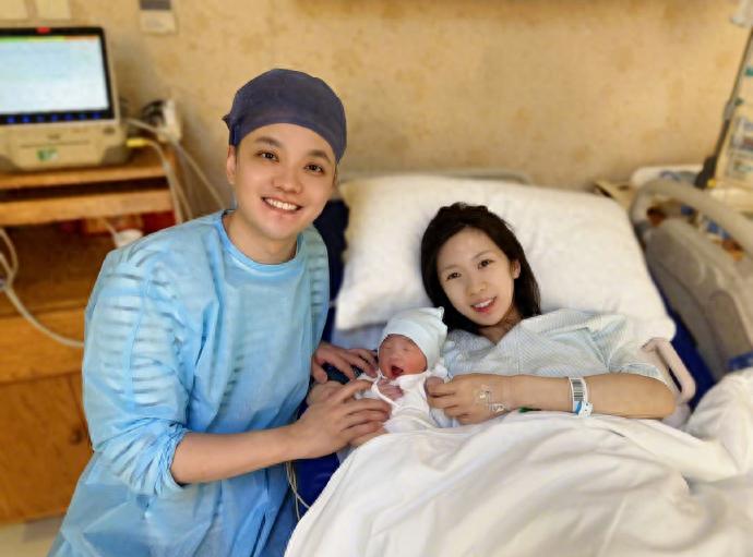 姚政升级当爸！从结婚到生子，一家三口幸福瞬间全记录