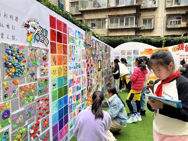 童心绘未来，百余幅画作诠释孩子们对美好生活的炽热渴望  第3张