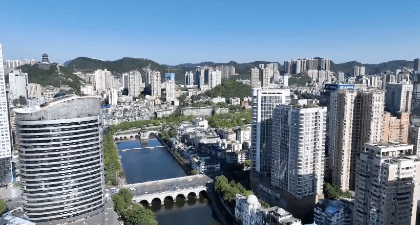 贵阳22套黑烟车遥感监测系统精准追查污染源，蓝天保卫战再添利器  第4张