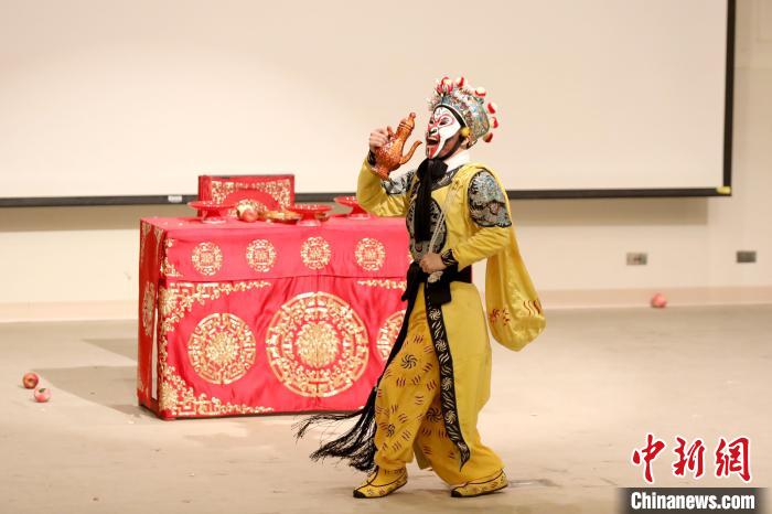 从猴戏到七十三变，台湾美猴王朱陆豪的传奇人生  第3张