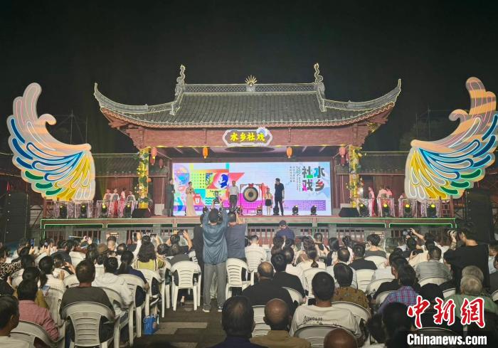 95 后重庆游客打卡鲁迅外婆家，水乡社戏成年轻人乐园  第1张