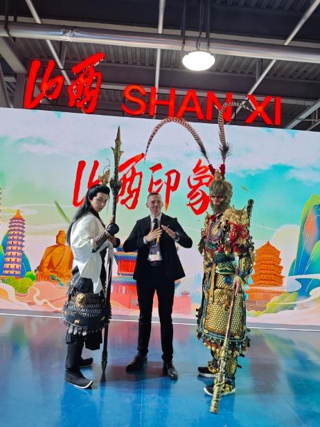 七赴进博之约，山西展厅惊艳亮相，五千年古建近在咫尺  第4张