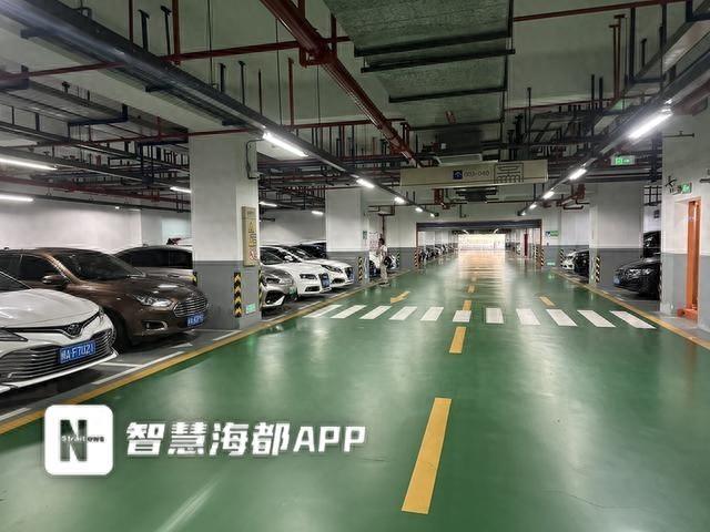 福州图书馆停车规定引争议，网友：这也太不灵活了  第1张