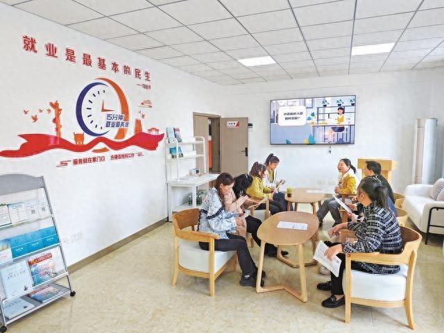 岳池县创新助残就业模式，打通残疾人服务最后一公里  第1张