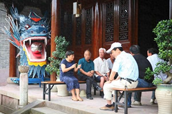 宁海县文化和广电旅游体育局章亚萍获评全国非遗保护工作先进个人，她是如何做到的？  第1张