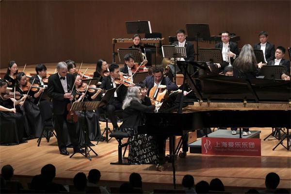 83 岁钢琴女祭司再临申城,今夜星光灿烂,她的传奇仍在继续 第2张 83 岁钢琴女祭司再临申城,今夜星光灿烂,她的传奇仍在继续 第2张