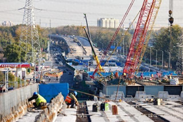 京密路快速路工程建设完成多个节点，通车指日可待