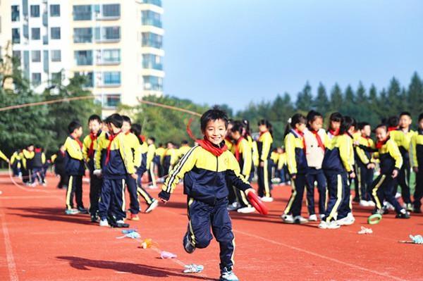宁国市宁阳学校：丰富多彩的阳光大课间体育活动，让学生绽放独特光芒  第4张