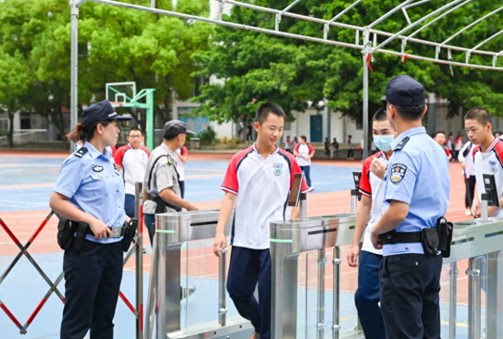 莆田社区民警的身份盲盒，打开竟有这么多惊喜