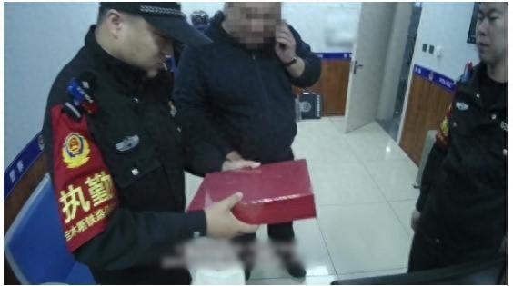 价值 27400 元的手机未拆封就丢了，佳木斯铁路警方能找回吗？  第1张