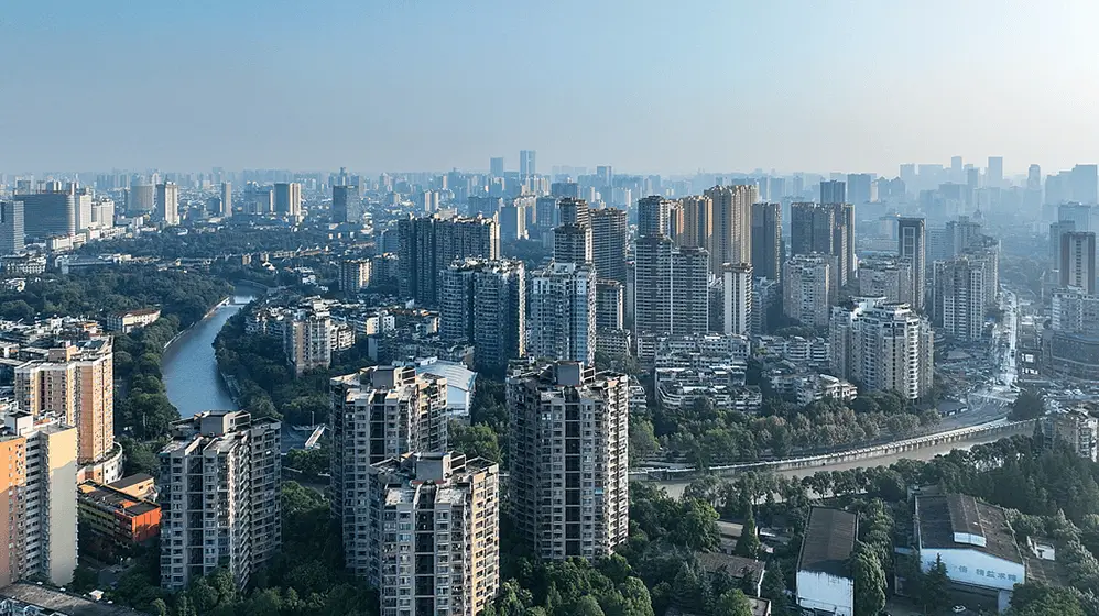 成都土拍太疯狂！高新区地块溢价率高达 46%，刷新楼面价  第1张