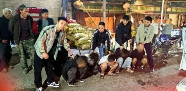 3 名男子 2 小时盗走手机店，仁怀警方迅速破案，他们是如何做到的？  第1张
