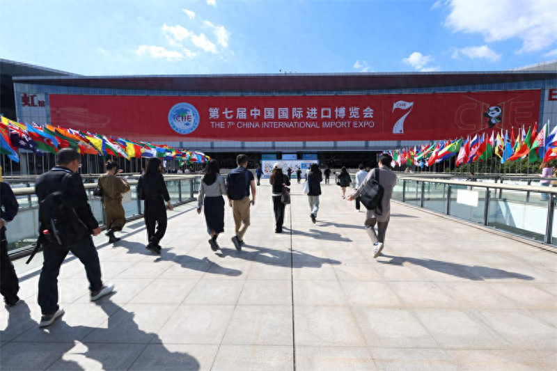 进博会：传统技艺与新产品的交汇点，国家级非遗文化的扩展平台  第1张