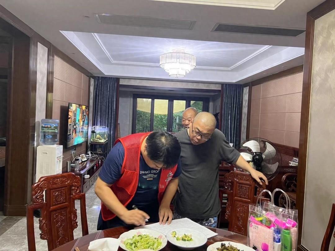 社会救助，点亮困难家庭的希望之光！张云桥社区在行动  第1张