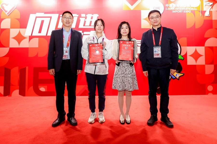 你知道吗？进博会志愿者专属徽章竟出自这名二年级学生之手  第2张