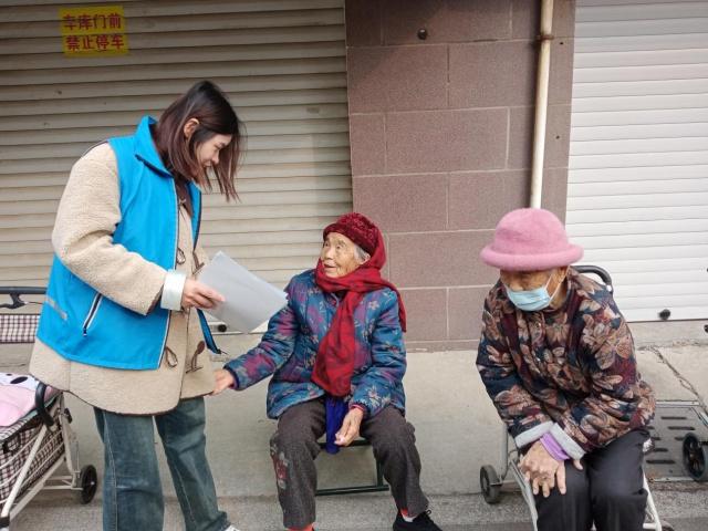 济宁一社区开展反诈宣传活动，守护居民钱袋子  第2张