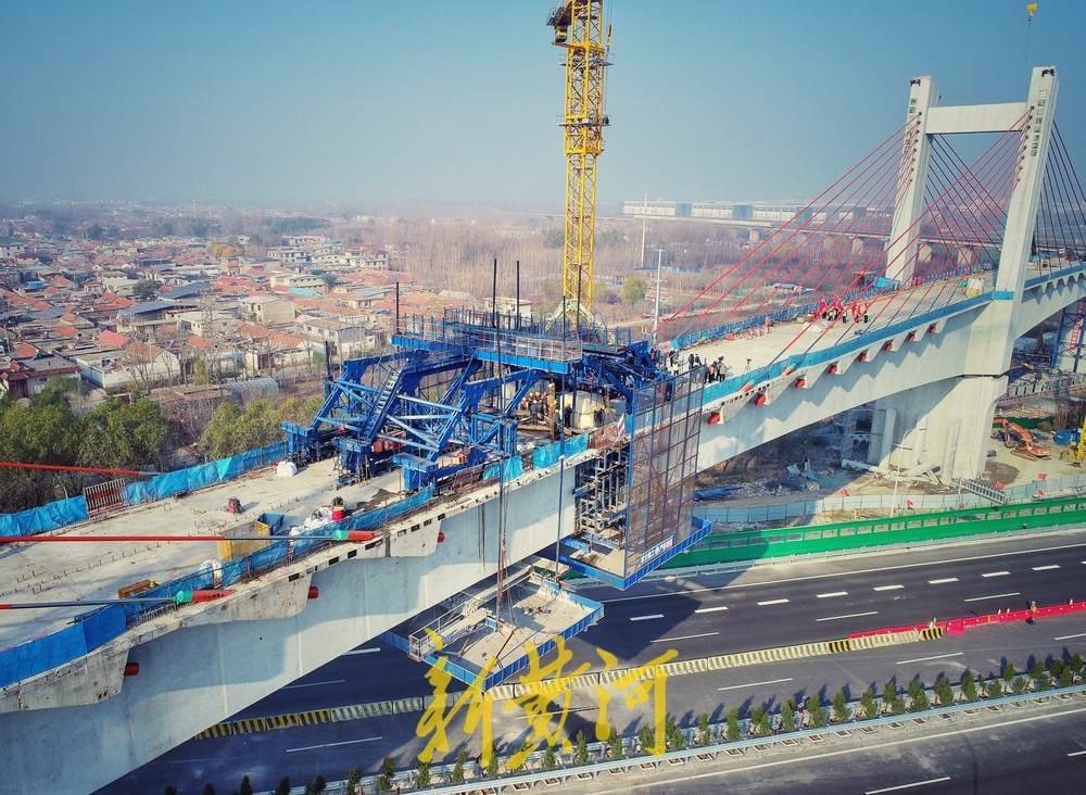 震撼!济南东特大桥200米矮塔斜拉桥顺利合龙,创下国内高铁建设新纪录 第2张 震撼!济南东特大桥200米矮塔斜拉桥顺利合龙,创下国内高铁建设新纪录 第2张