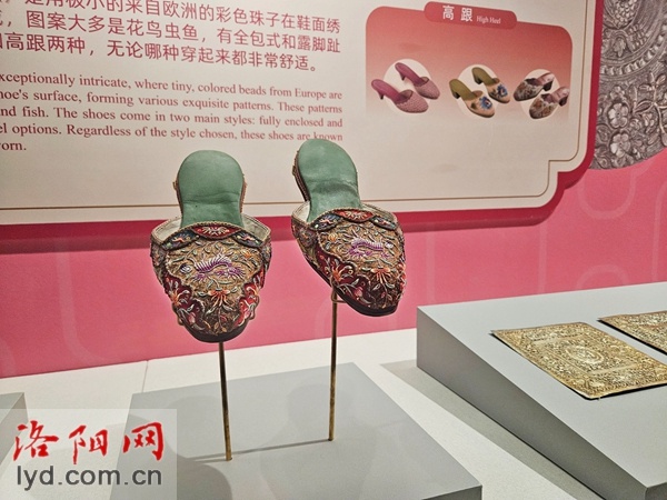 首次亮相！洛阳博物馆揭秘峇峇娘惹文化，120余件珍品带你穿越海上丝绸之路  第3张