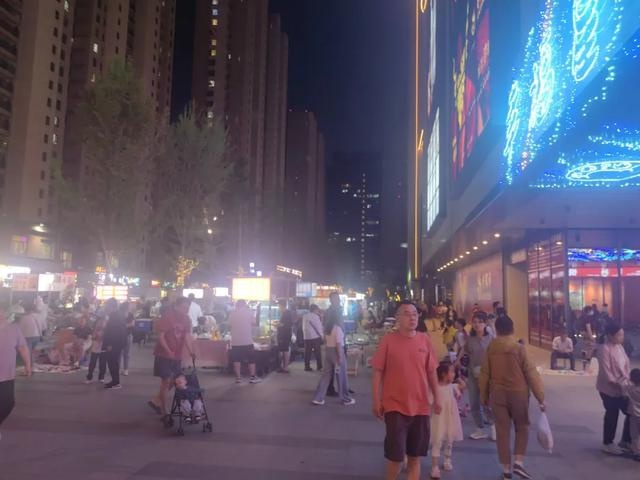 凤凰街便民助农益站延长至上午10点，温暖冬日购物新体验  第4张