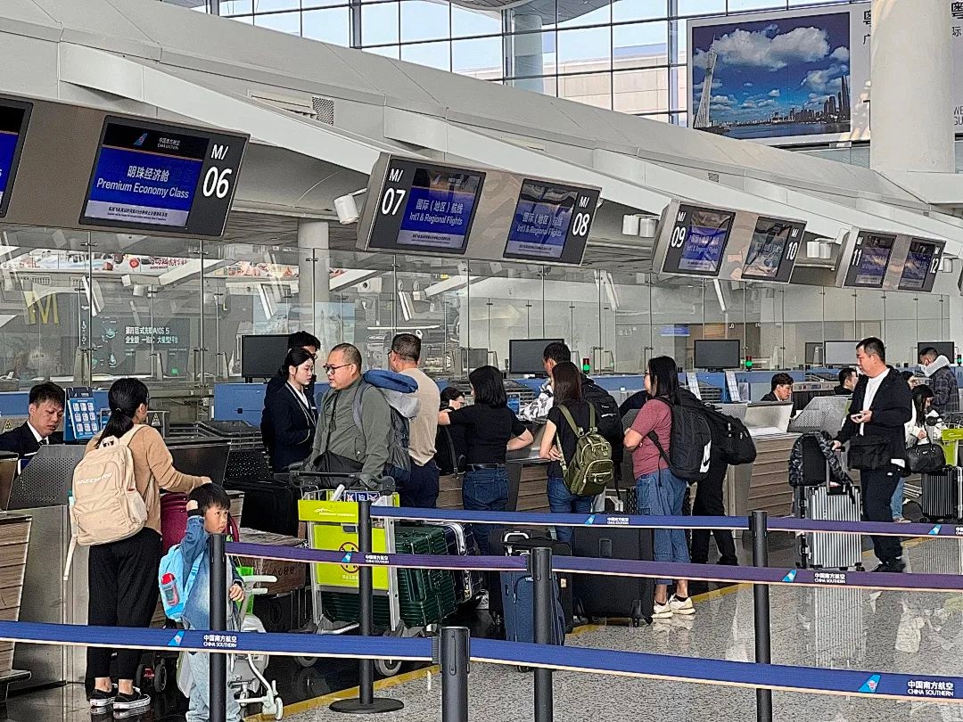 白云机场再升级！国际航班截载时间缩短至60分钟，旅客出行更便捷  第2张