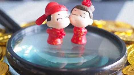 古代戏剧中的表兄妹婚恋故事，竟隐藏着近亲婚配的禁忌真相  第1张