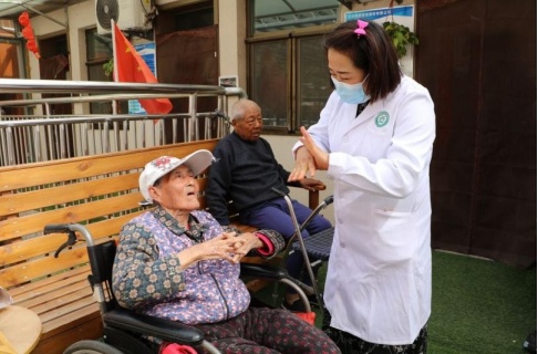 零下气温中的温暖守护：兰州社区医养结合模式让老年人在家门口享受健康养老服务  第2张