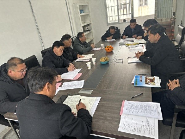 12月4日，两乡中心学校联合教研活动，共圆中国梦课堂激荡爱国情  第1张