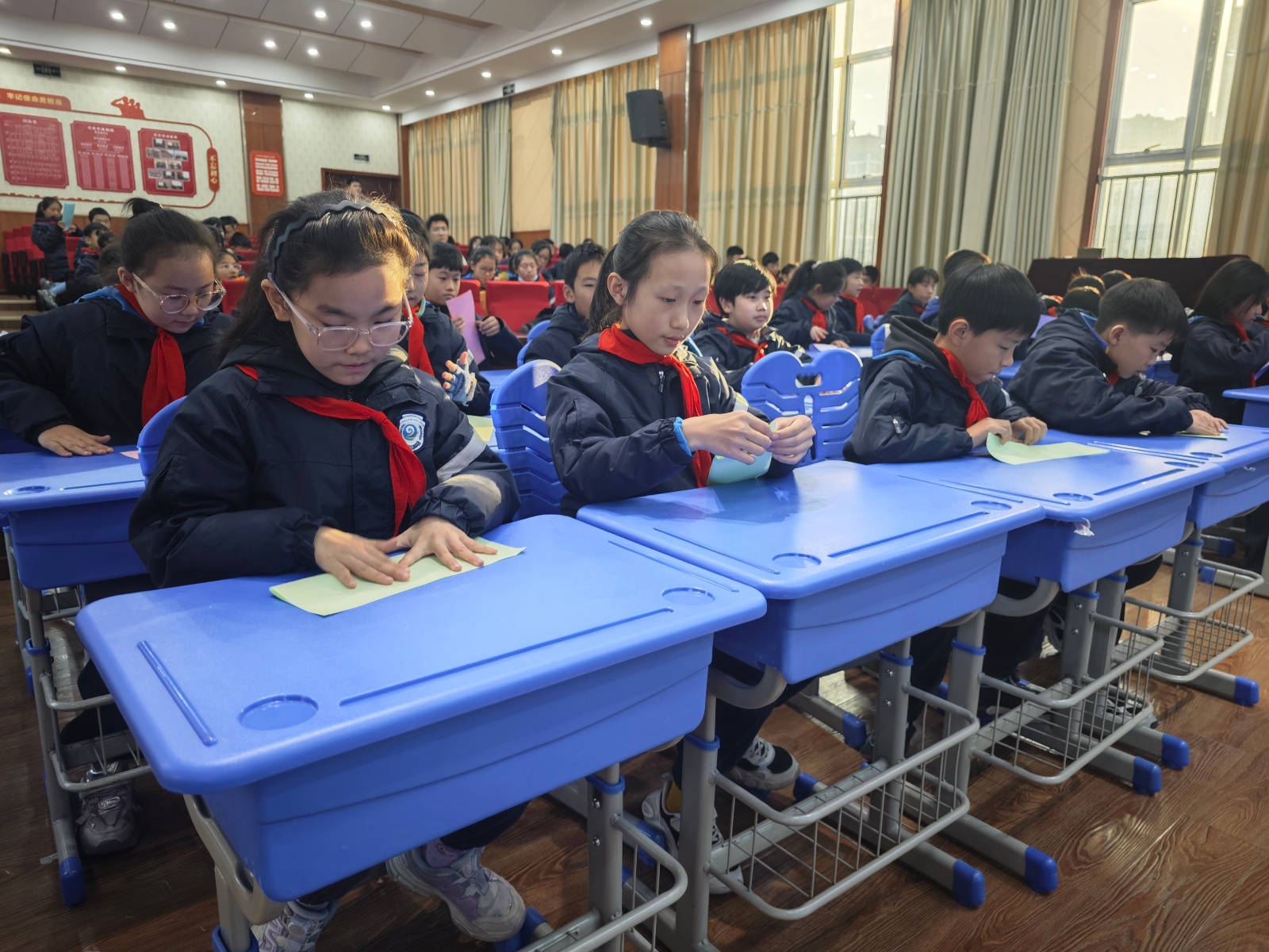 逐梦蓝天：小学生与航空专家面对面，揭秘航空科技的奥秘与未来  第3张