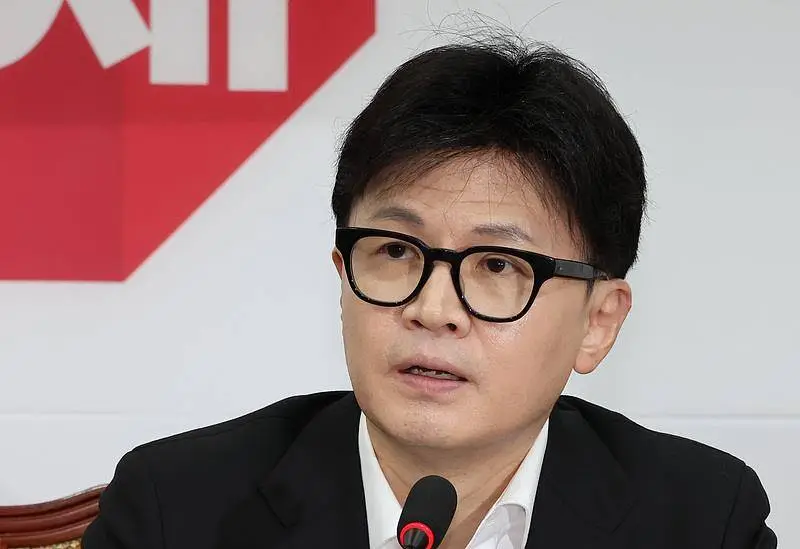 韩国政坛风暴：尹锡悦停职风波引爆弹劾危机，执政党态度急转直下  第3张