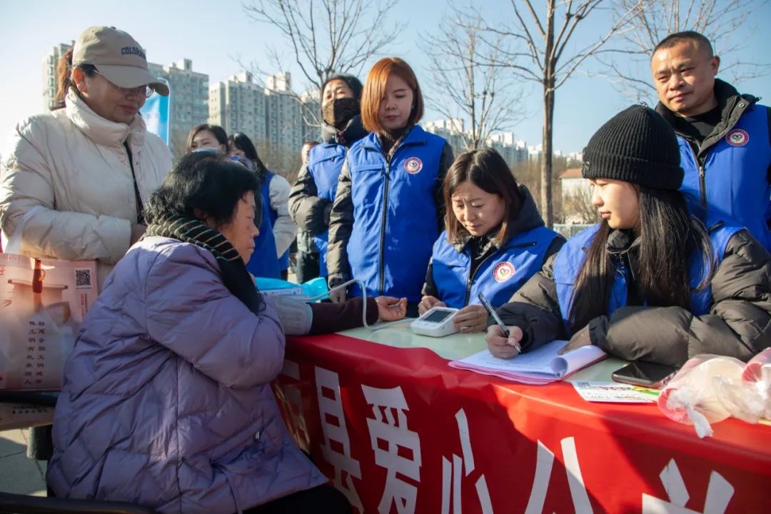12·5国际志愿者日：20个展位，10支队伍，6个社区，志愿者精神闪耀襄垣  第3张