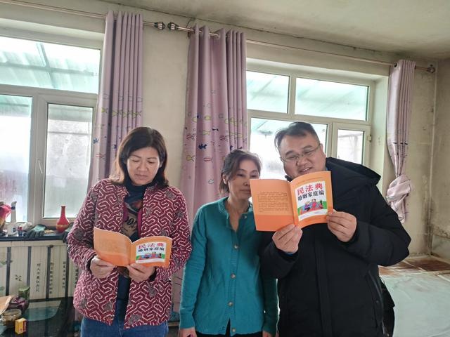 国家宪法日，白山市司法局第一书记零距离普法，村民权益保障大揭秘  第2张