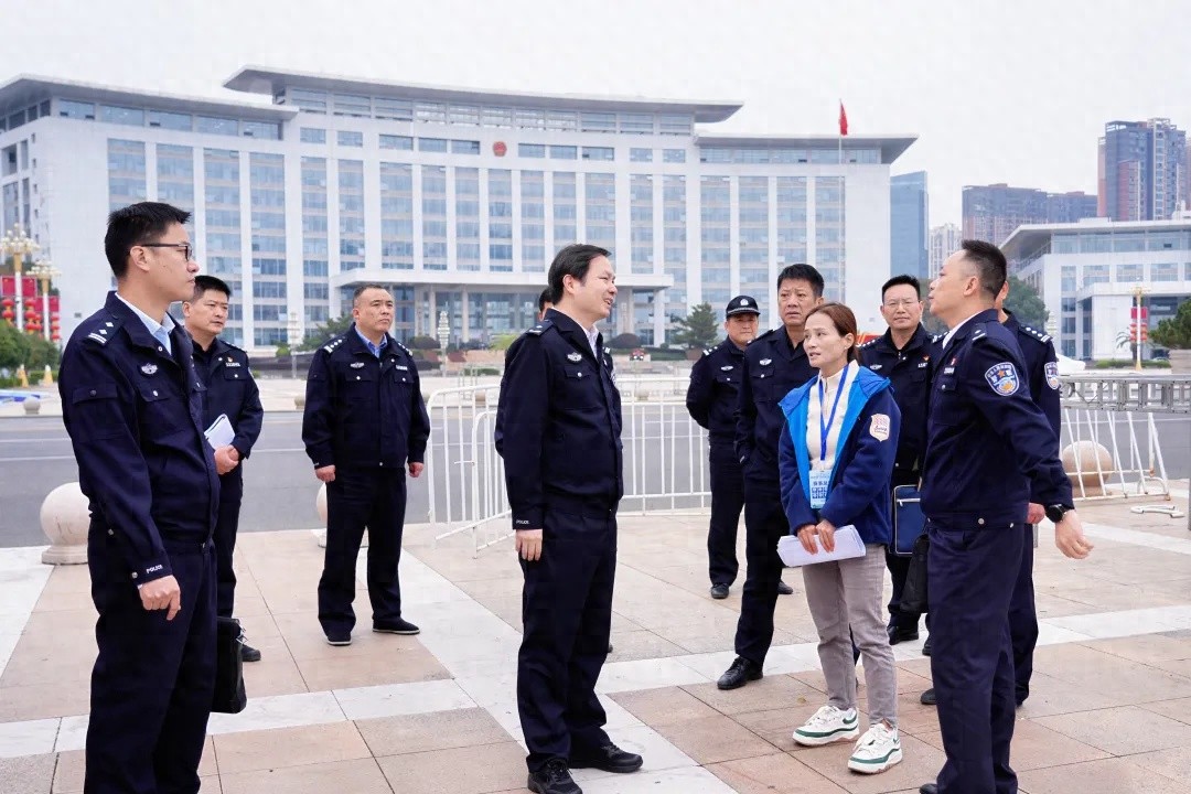 副市长万海峰实地踏查2024抚州半程马拉松，赛事安保工作引爆全城关注  第1张