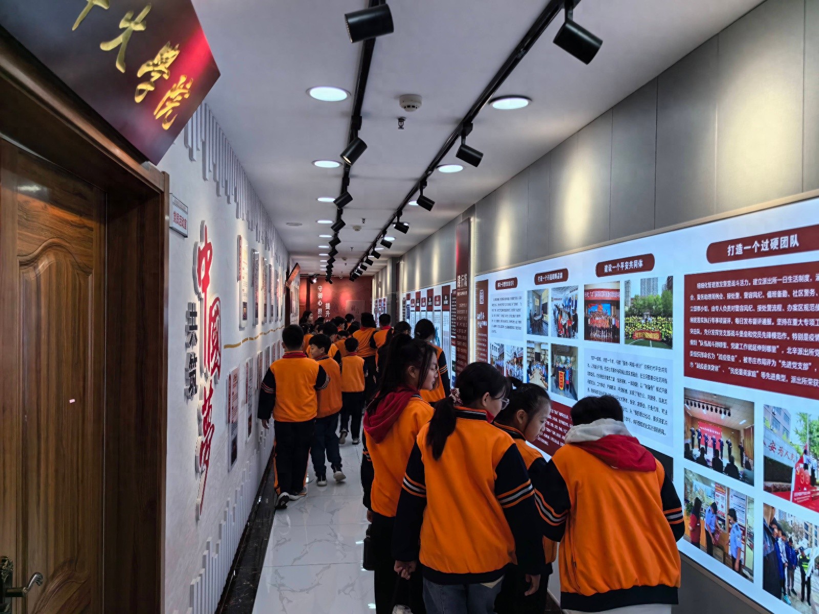 童心向未来：滕州社区科普体验活动，孩子们的科技梦想从这里起航