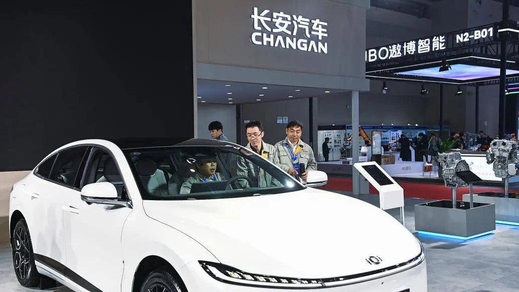 长安汽车60亿定增计划曝光，新能源车型开发加速，兵器装备集团领投15亿