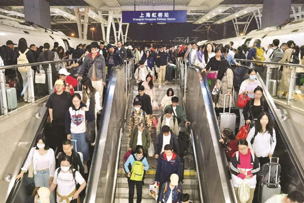 国庆假期返程高峰，铁路上海站如何应对？  第1张
