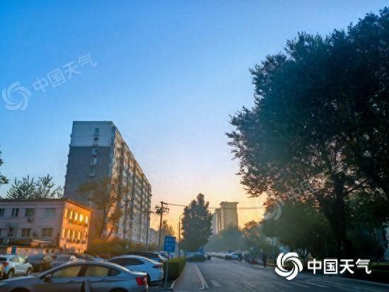 国庆假期最后一天！北京蓝天回归，白天回暖夜间冷，你准备好了吗？  第1张