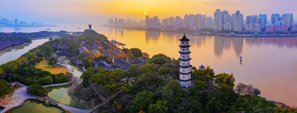 国庆两天一夜游鹿城，领略古城风情，美食美景人文全都不落下  第2张