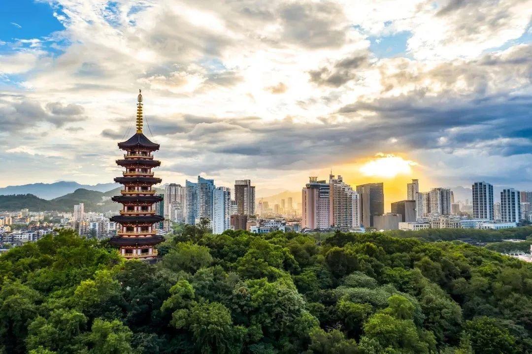 国庆两天一夜游鹿城，领略古城风情，美食美景人文全都不落下  第13张