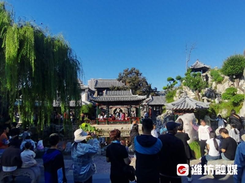 国庆假期，潍坊十笏园博物馆为何吸引大量游客前来打卡？  第1张