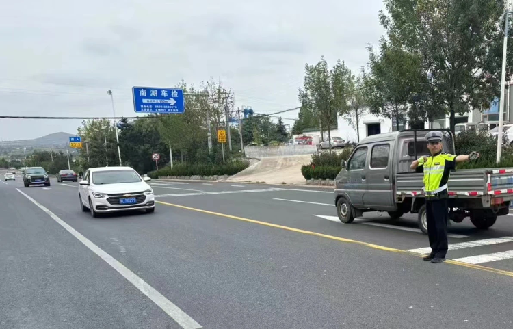 国庆我在岗！日照这些平凡岗位上的坚守，你知道吗？  第3张