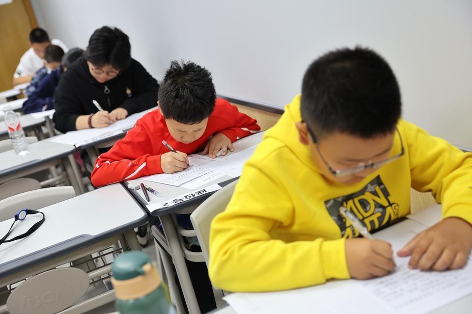第六届山东省中小学生作文大赛决赛启幕，千余学子同题写作，谁能脱颖而出？  第8张