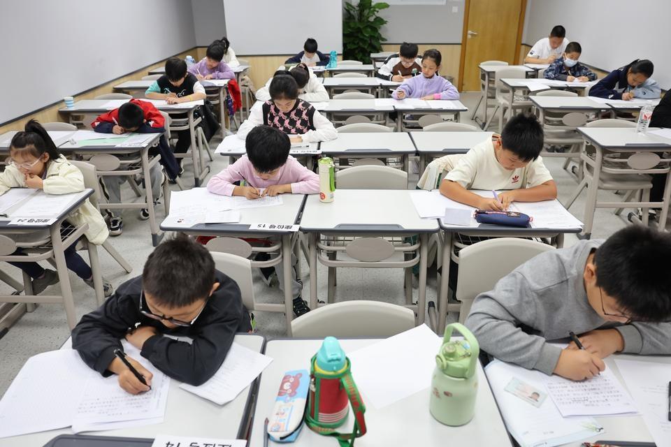 第六届山东省中小学生作文大赛决赛启幕，千余学子同题写作，谁能脱颖而出？  第10张