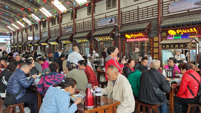 国庆假期，武威市餐饮市场火爆异常，人间烟火气，最抚凡人心  第3张