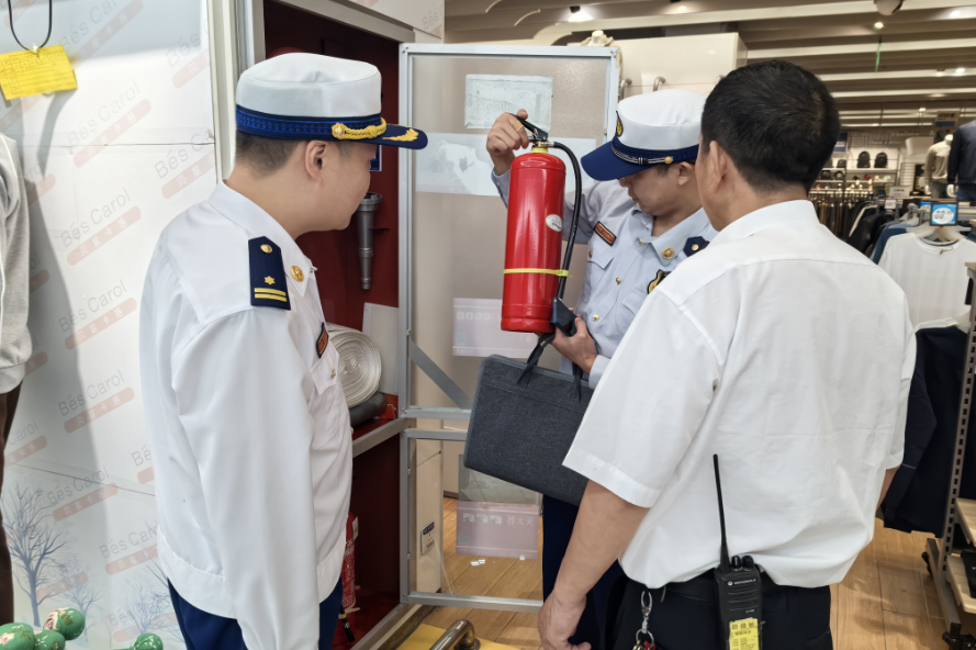 国庆假期，全省消防救援队伍坚守岗位，为人民安全保驾护航  第6张