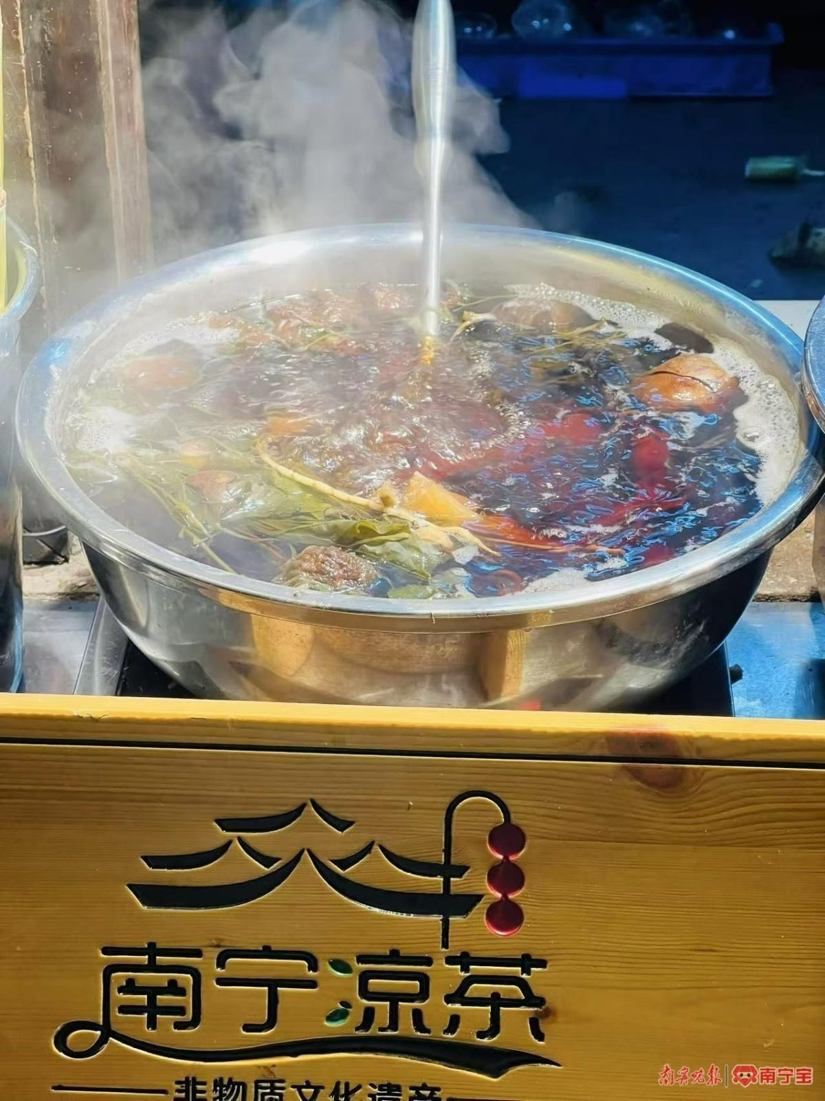 南宁人注意！吃火锅易上火，中医专家教你降火秘籍  第3张