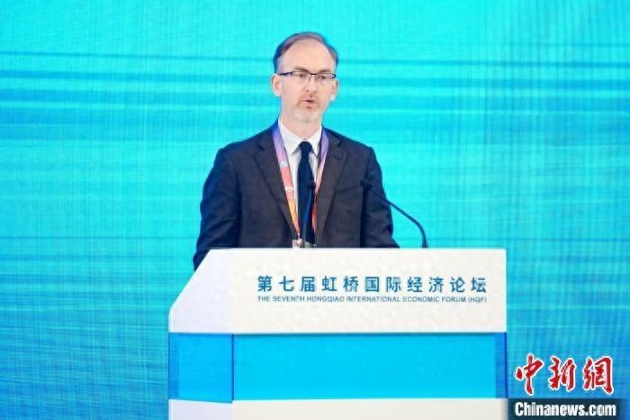 中国可持续发展世界领先，太阳能组件、电解槽产量惊人  第1张