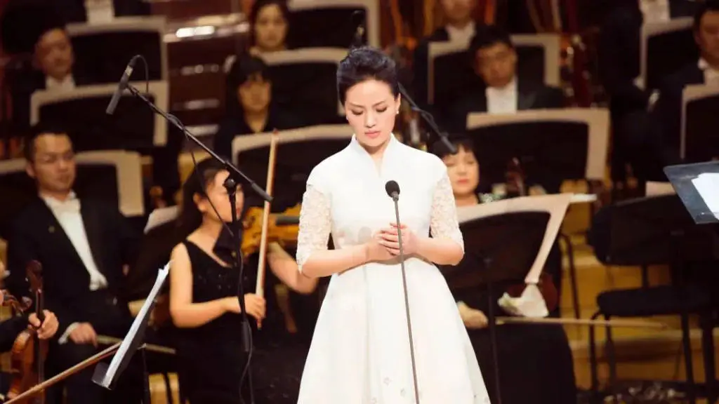女高音歌唱家雷佳跨界融合诗词作品音乐会，11 月 22 日震撼亮相上海